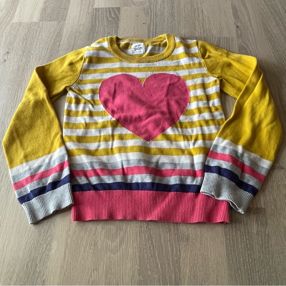 Mini Boden Heart Sweater size 7/8